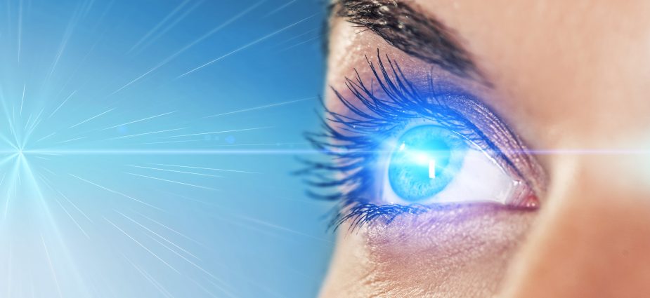 Top LASIK Surgeon in Bangladesh